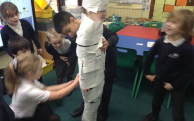 Making Mummies!